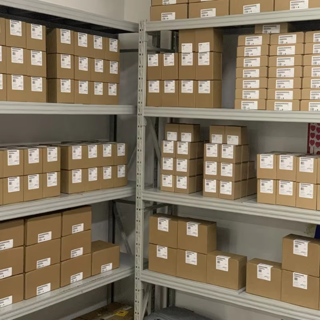New Original CP1E-E10DT-A cp1ee10dta PLC Programming Controller Warehouse Stock