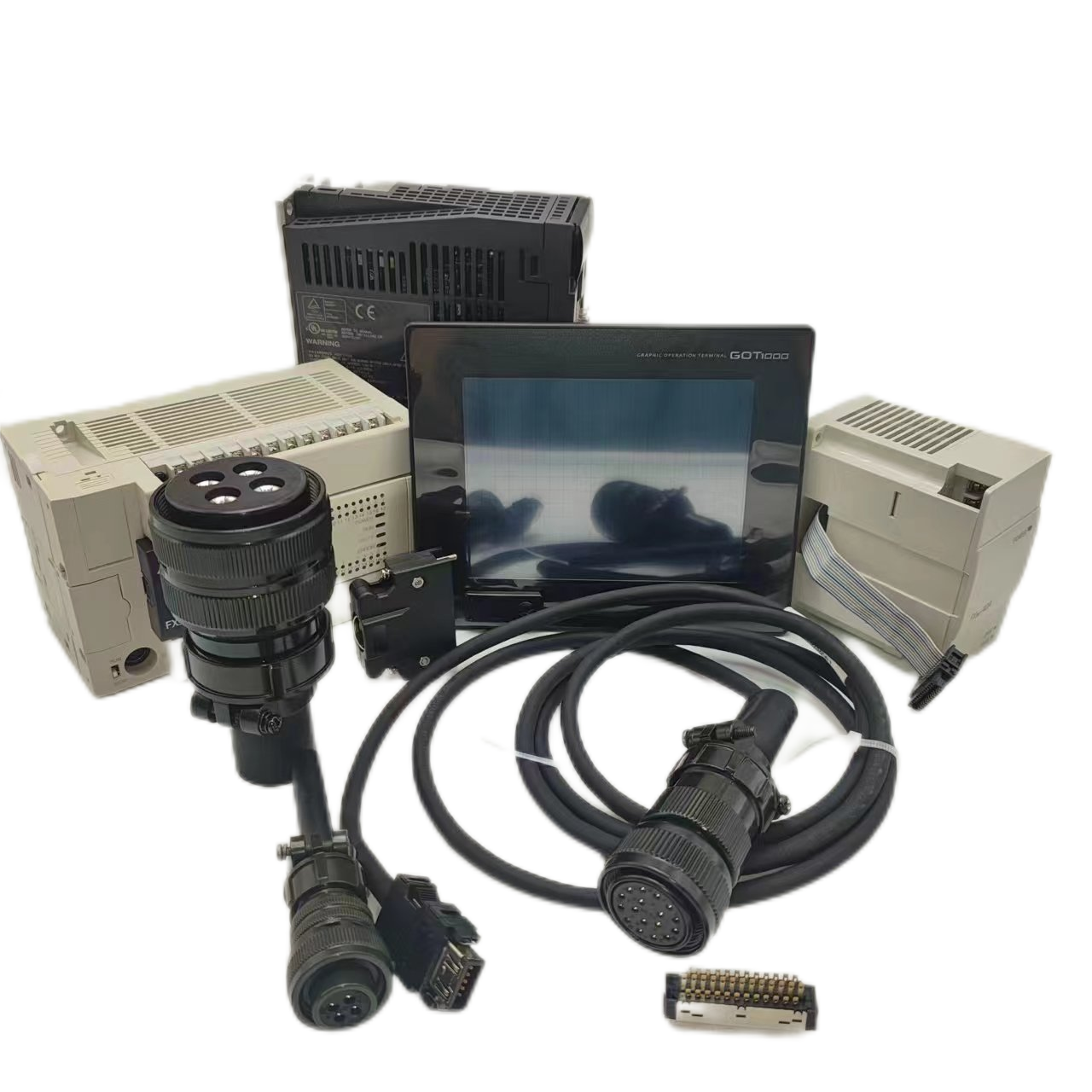 Dedicated Controllers PLC PAC Product Line GT2712-STBA/GT15-QBUS/MR-JHSCBL/MR-J4-350B-RJ020/MR-J4-60B-RJ020/MR-JCCBL20M-H
