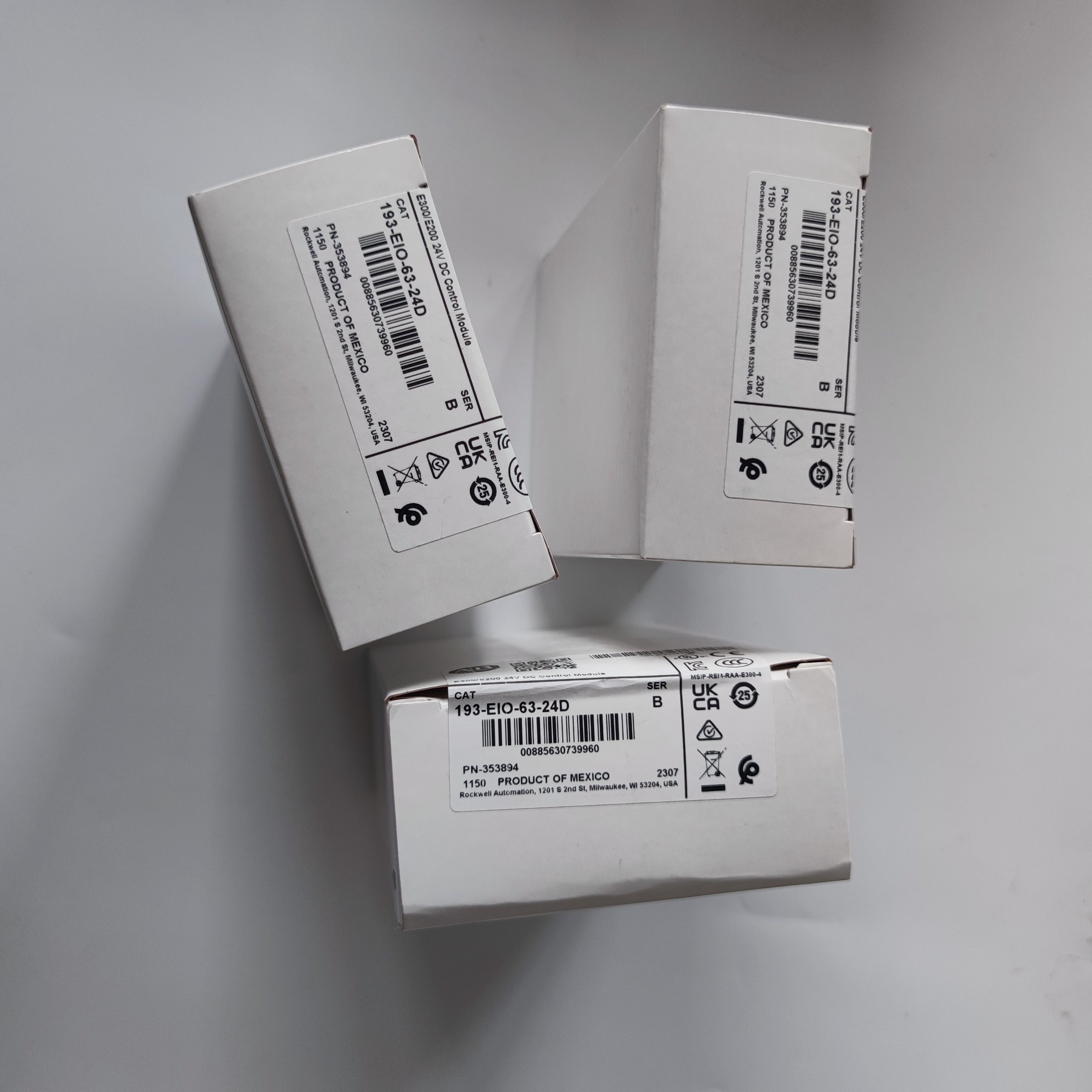 Brand New a B B Frequency Converters ACS880-01-246A-3 for PLC PAC & Dedicated Controllers