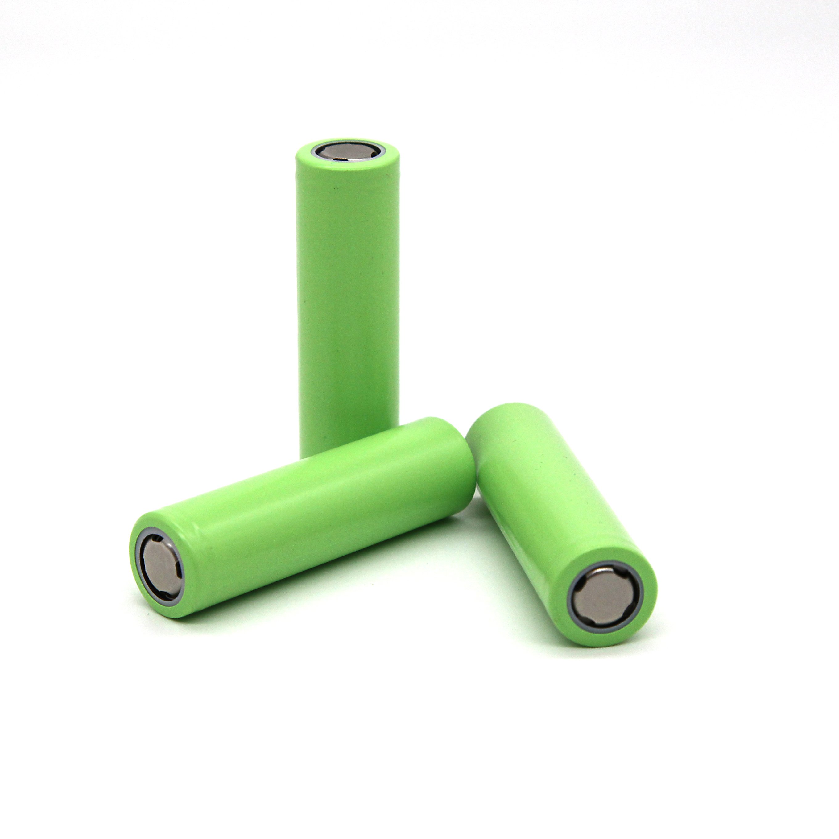 Factory wholesale price Full Capacity 3.7v 2600mah 3C case battery 18650 NCM for power tools