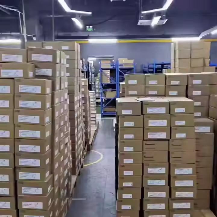 New original Plc controller CQM1-PA203