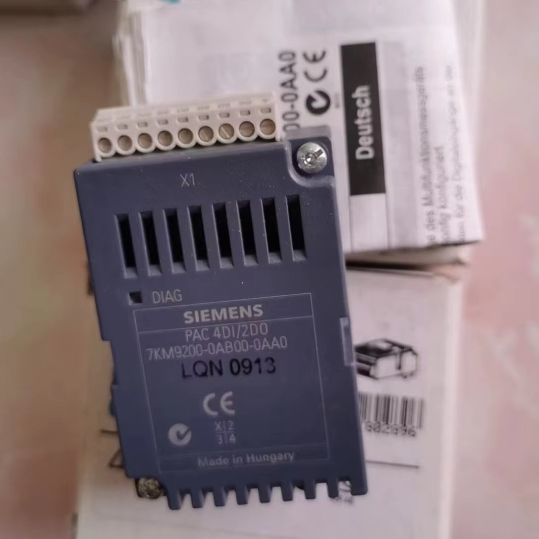 Warehouse Stock 7KM9200-0AB00-0AA0 7KM9300-0AB01-0AA0 Siemens Expansion Module 7KM PAC