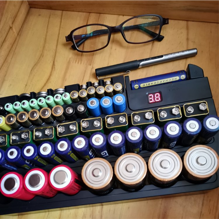 The Battery Organizer Storage Case includes a Removable Battery Tester