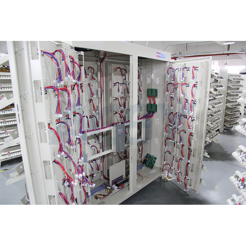 128 Channels 5V 10A 20A 30A prismatic battery Tester Charge And Discharge Tester Analyzer Equipment