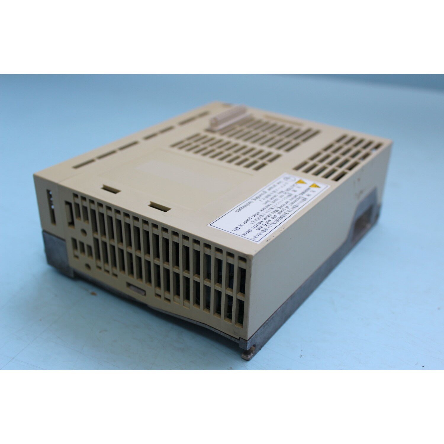 Brand New SGDH-02AEY213 Servo Driver for PLC PAC & Dedicated Controllers
