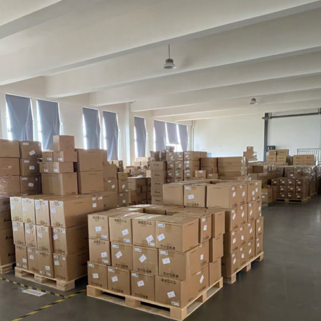 PLC Suppliers CPM1A PLC Programmable Controller CPM1A-40CDR-A-V1