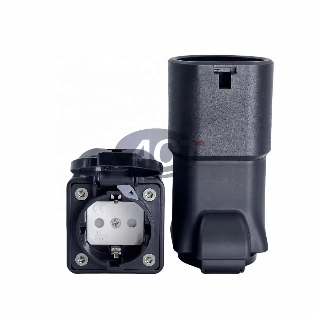 AOTAI V2L Adapter 220V Type2 to Schuko with Lock Car Discharger EV Adapter For KIA