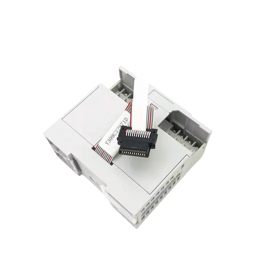 New Original FX5-16EYT/ES fx516eyt/es PLC Programming Controller Warehouse Stock