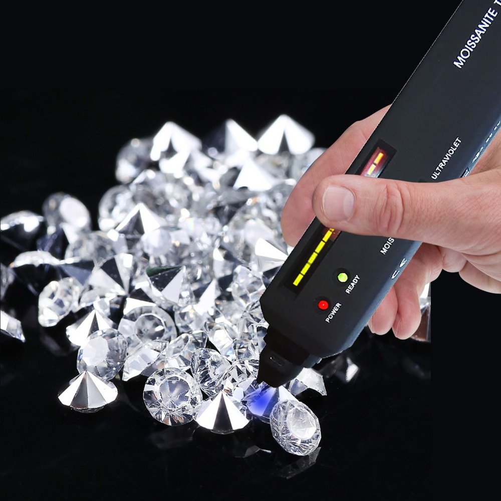 Handheld MOISSANITE TESTER Portable Moissanite Tester /Selector + Tester UV Light 2pt Jewel Stone Tool Selector