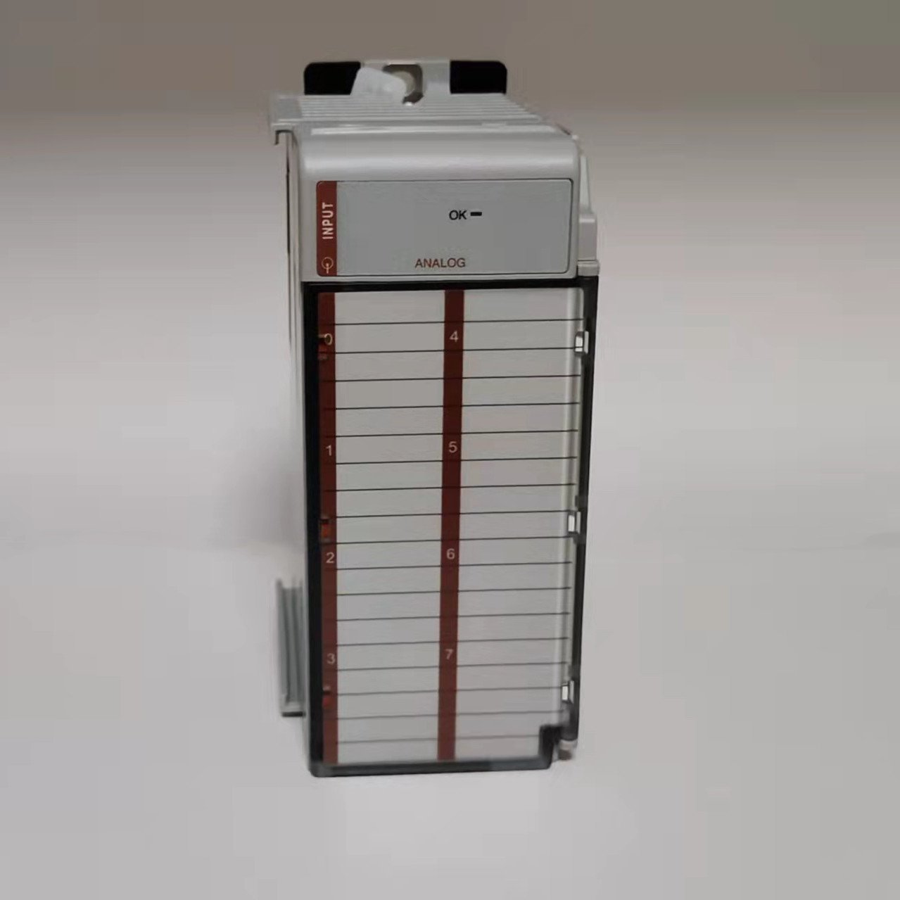 AB Rockwell 1769-OW8I Digital Input Module Plc