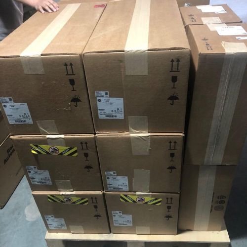 400V 37A 18.5KW IP20 EMC 20AC037A0AYNANC0 PowerFlex70 AC Drive Inverter