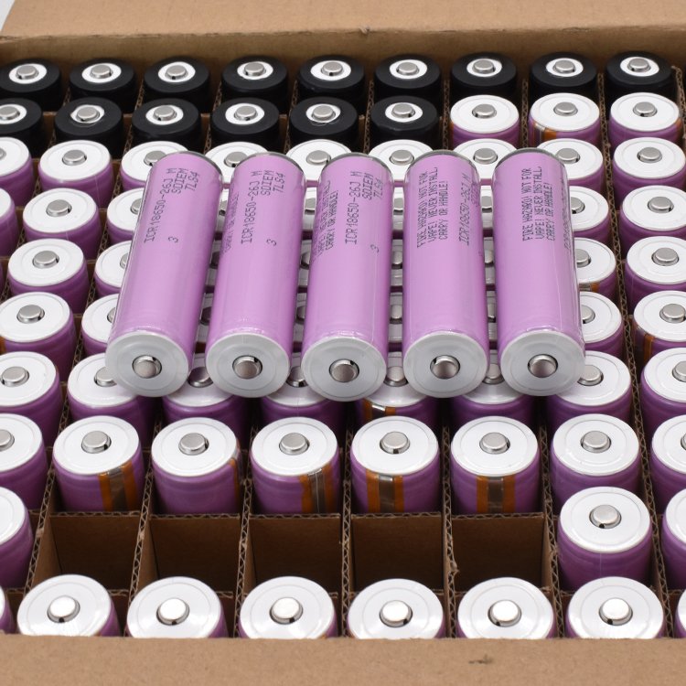 Lithium 18650 Battery 18650 2600mah Li Ion 3000 Mah Battery Rechargeable 18650 Cell