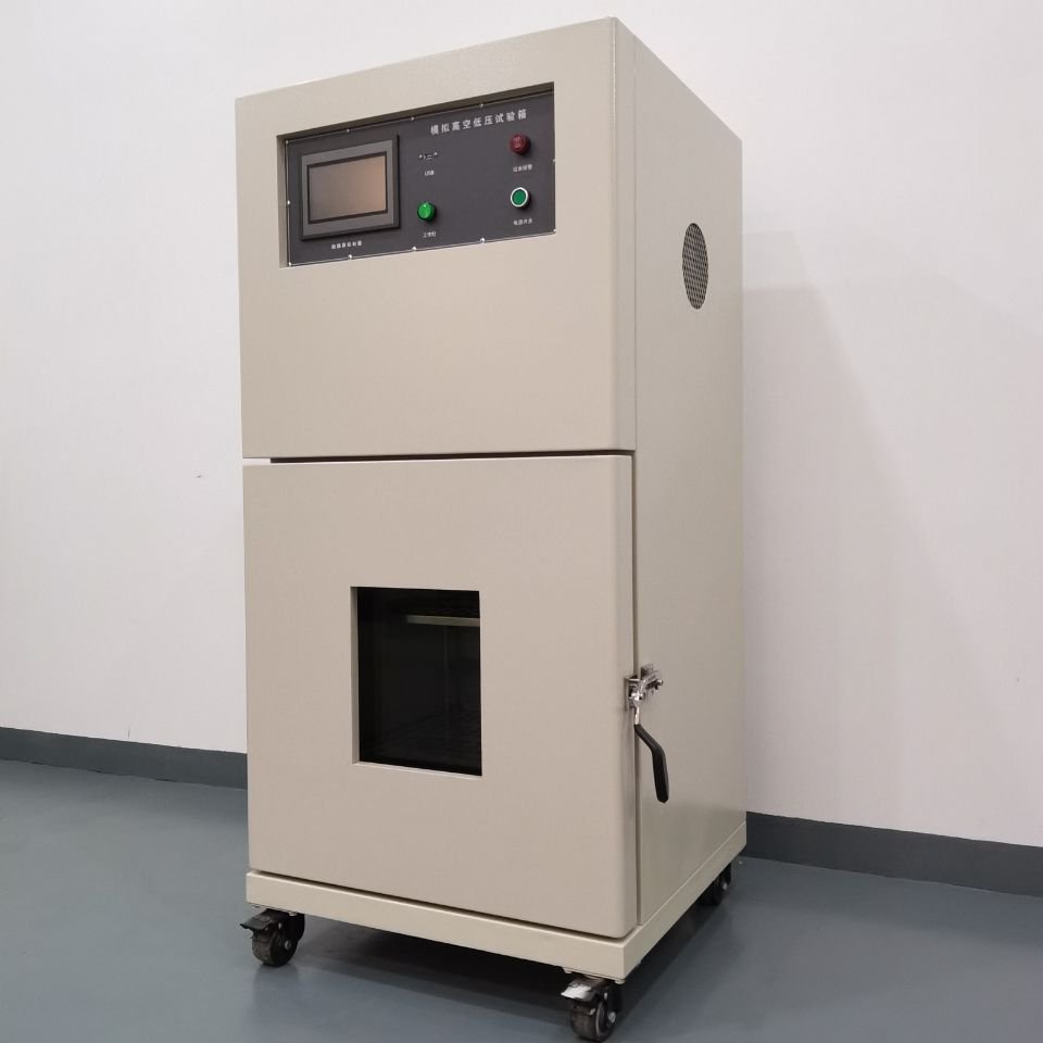 Low Air Pressure Machine Lithium Batteries Tester High Altitude Environmental Climatic Simulation Test Chamber