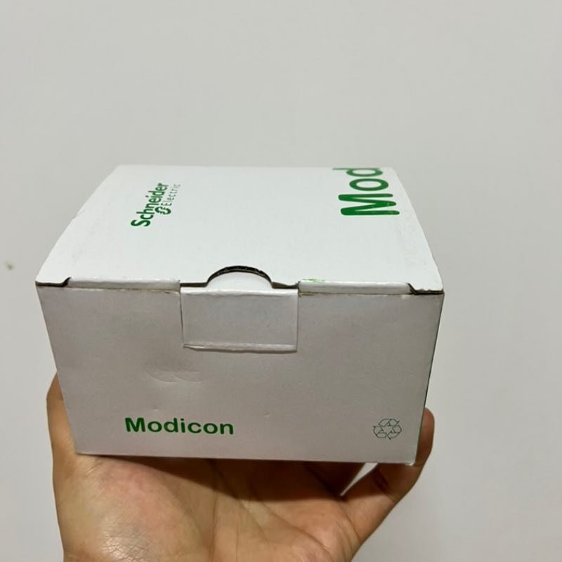 TM3AI4 TM3 module - 4 analog inputs brand new original spot plc programming controller wireless industrial plc controller