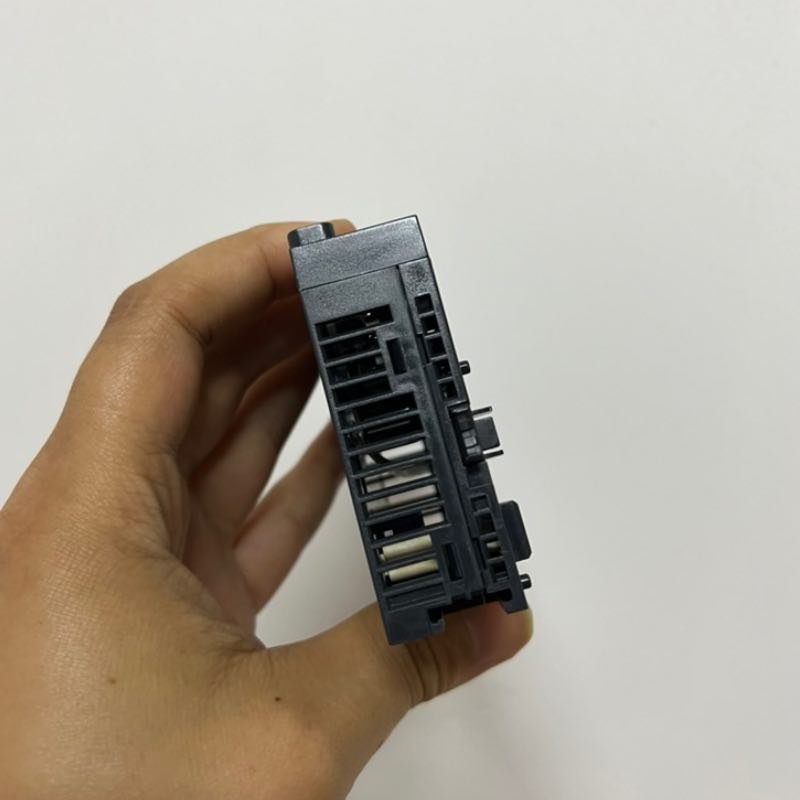 TM3AI4 TM3 module - 4 analog inputs brand new original spot plc programming controller wireless industrial plc controller