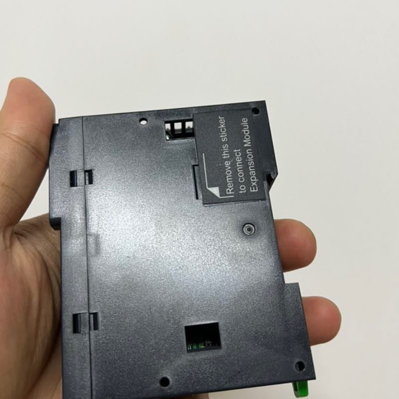 TM3AI4 TM3 module - 4 analog inputs brand new original spot plc programming controller wireless industrial plc controller