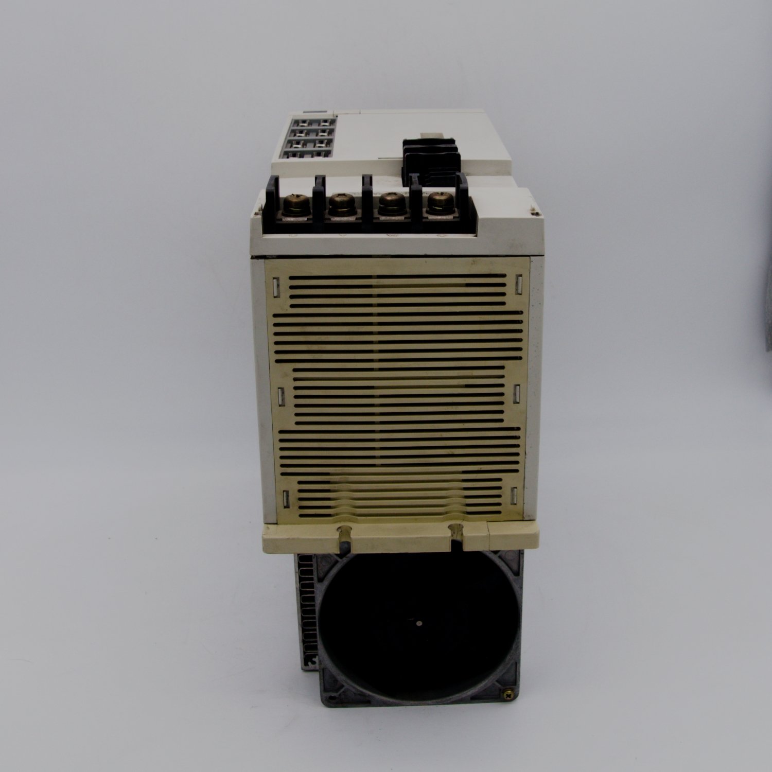 Mitsubishi MDS-B-SP-220 Spindle Unit Good Condition PLC PAC & Dedicated Controllers