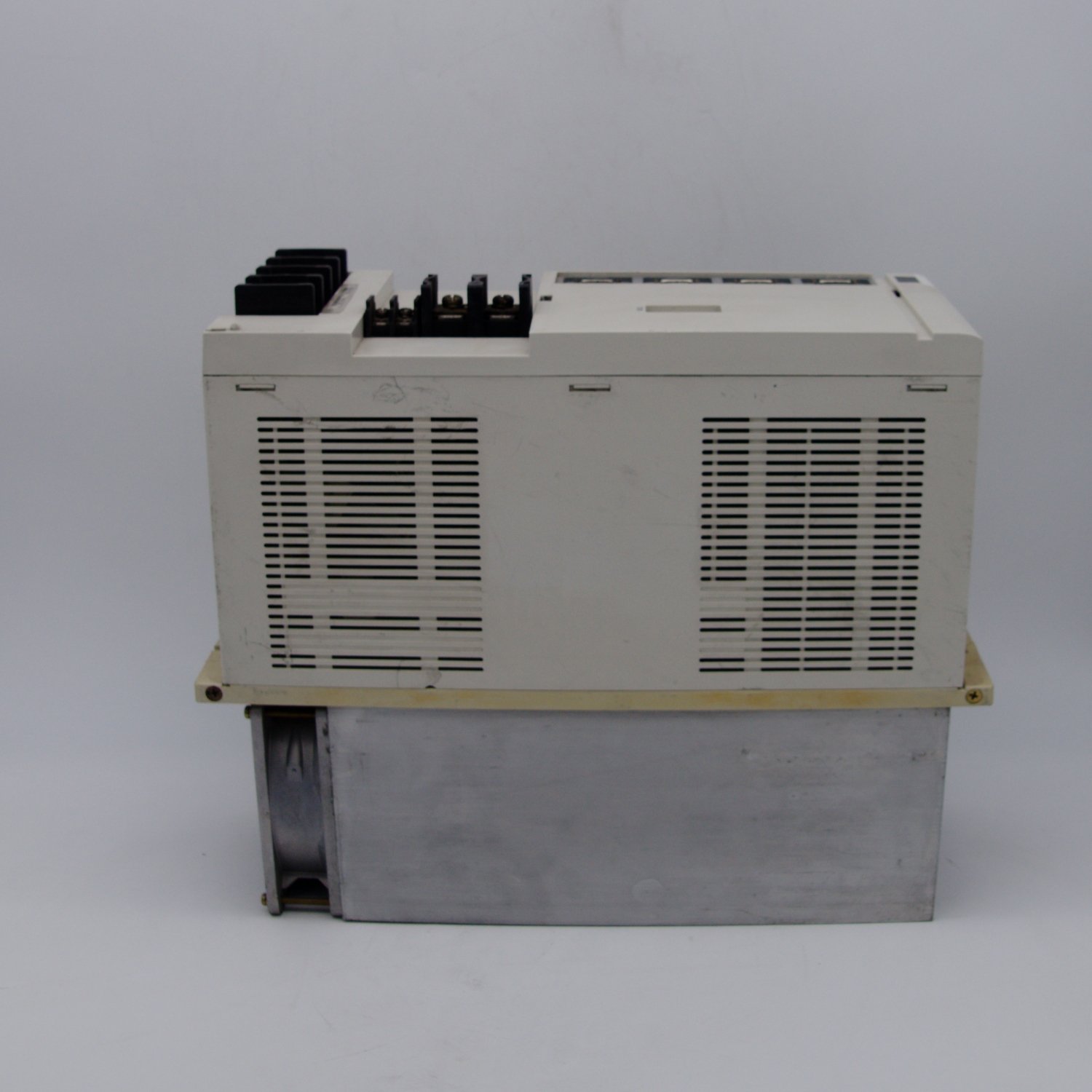 Mitsubishi MDS-B-SP-220 Spindle Unit Good Condition PLC PAC & Dedicated Controllers