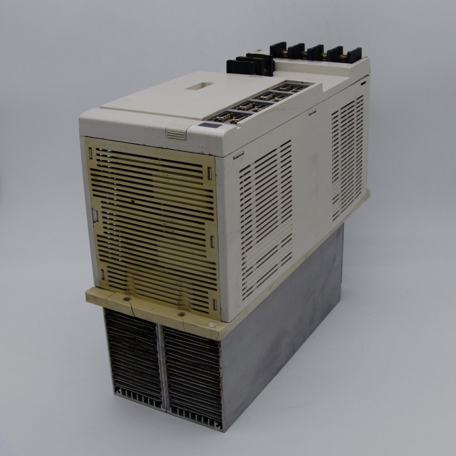 Mitsubishi MDS-B-SP-220 Spindle Unit Good Condition PLC PAC & Dedicated Controllers