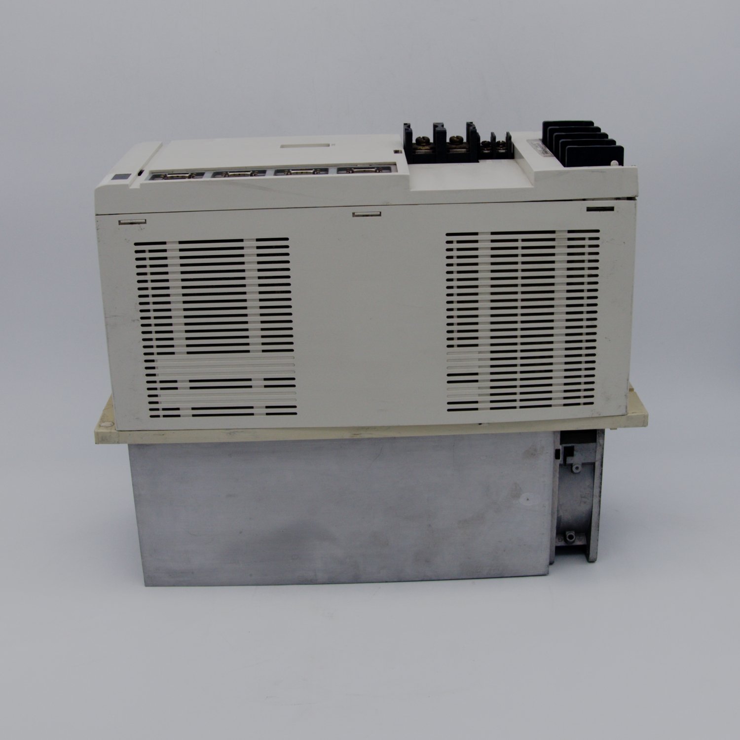 Mitsubishi MDS-B-SP-220 Spindle Unit Good Condition PLC PAC & Dedicated Controllers