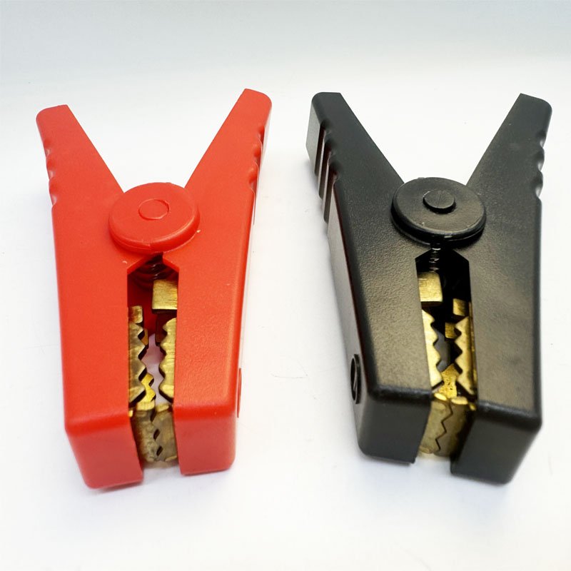 pure copper Efficient 100A Crocodile Clips for Solder or Crimp Connections