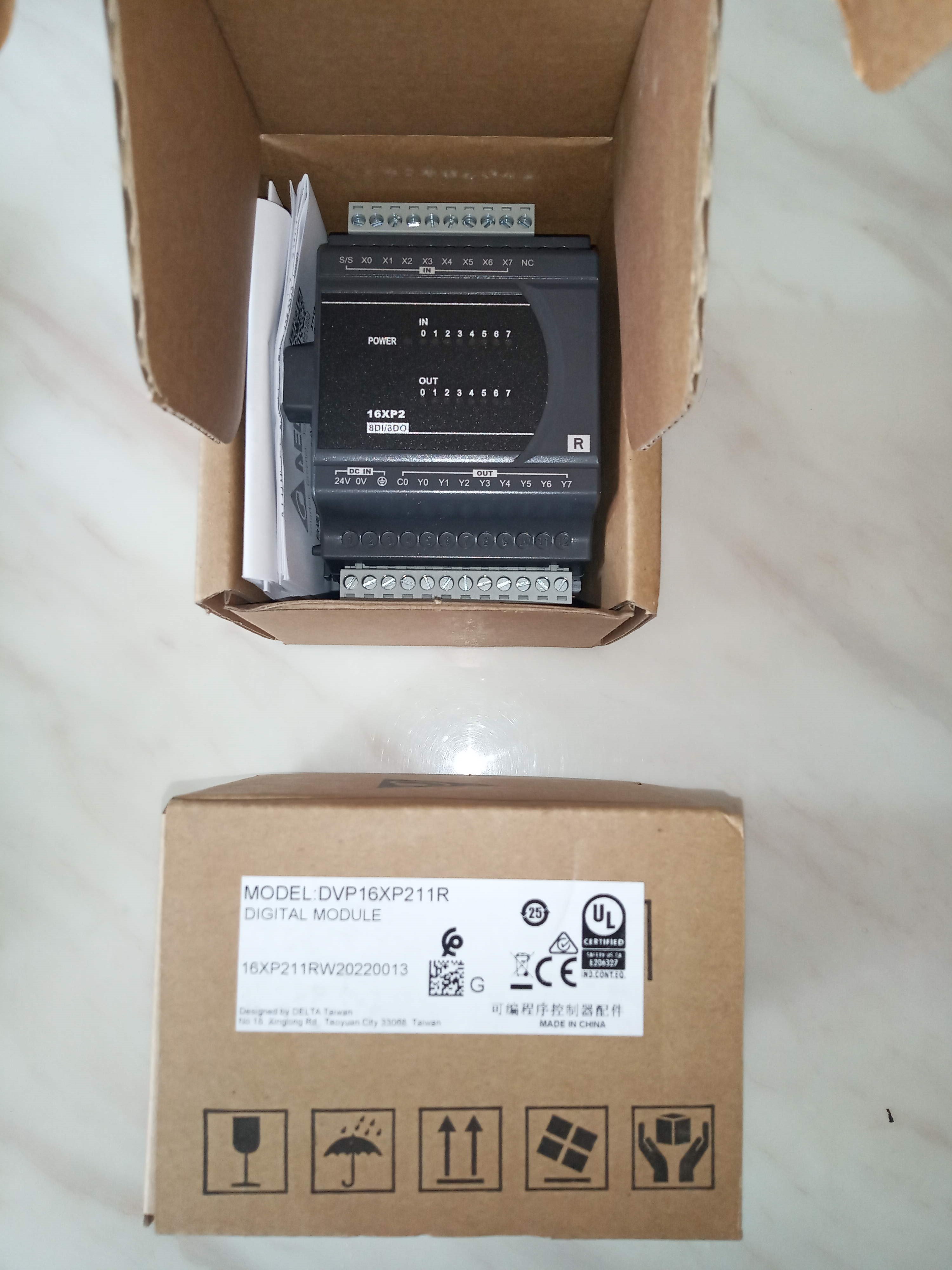 100% New Delta DVP ES2 Series DVP20EX200R / T PLC programming controller For AOI inspection machine