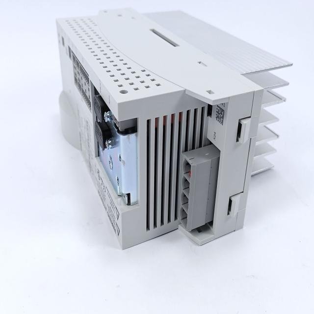 Original PLC ECSEP004C4B Servo Axe Module 13530931 best price