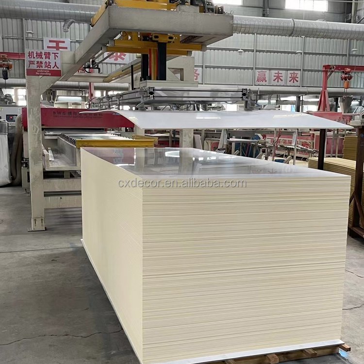 High Glossy Wallpanel Wallboard PET Mirror White PVC Carbon Slate Wall Panel Sheets Decorative Bamboo Charcoal Board