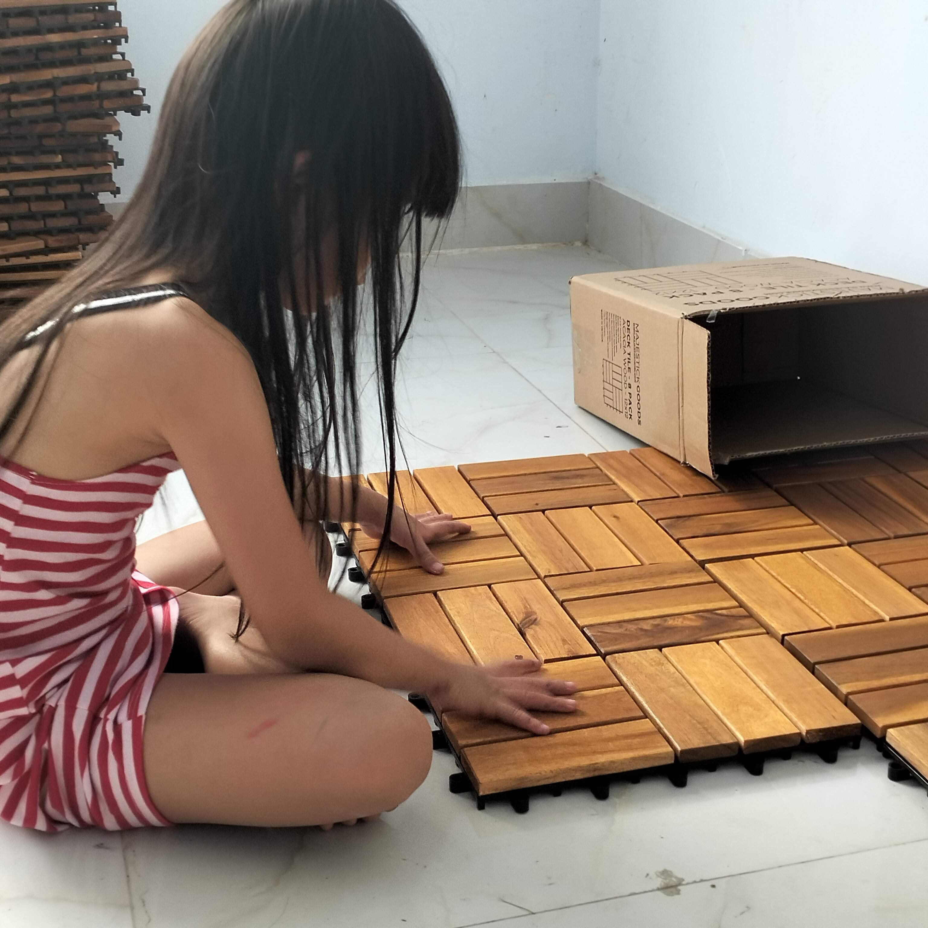 Acacia solid wood interlocking deck tile 300 x 300 mm waterproof anti slip decor balcony outdoor indoor space