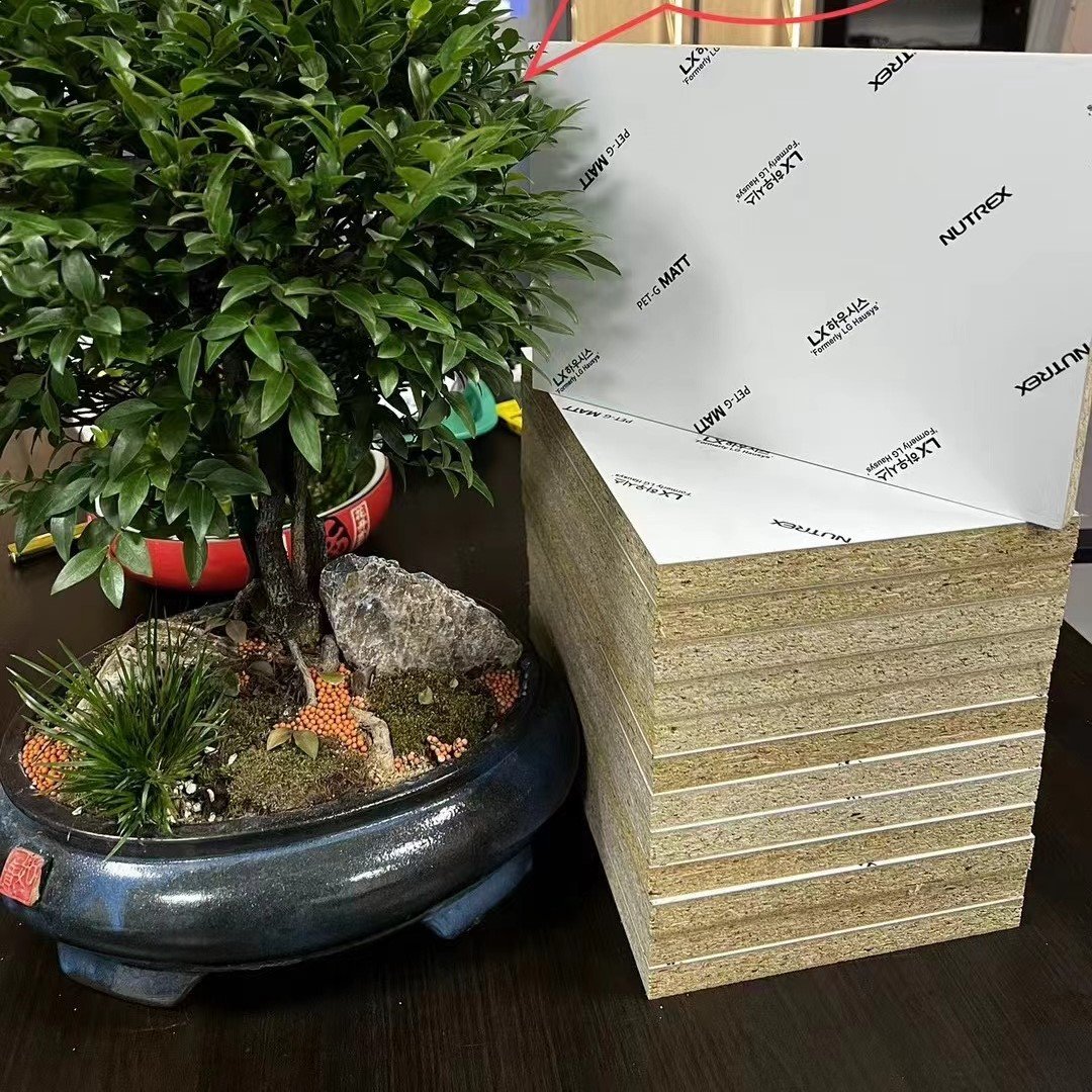18mm Super Matte PET MDF Board/Particleboard with E1 Glue Blockboard Melamine Furniture Liner for Kitchen Cabinets