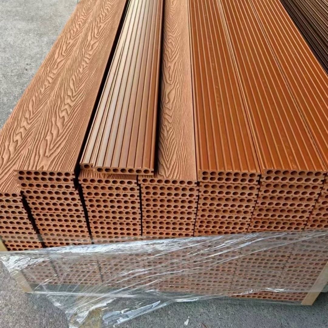 China Outdoor PVC Co-extrusion Wood Plastic Composite Decking Floor Board UV Resistance Wood alternatives WPC Decking Tiles