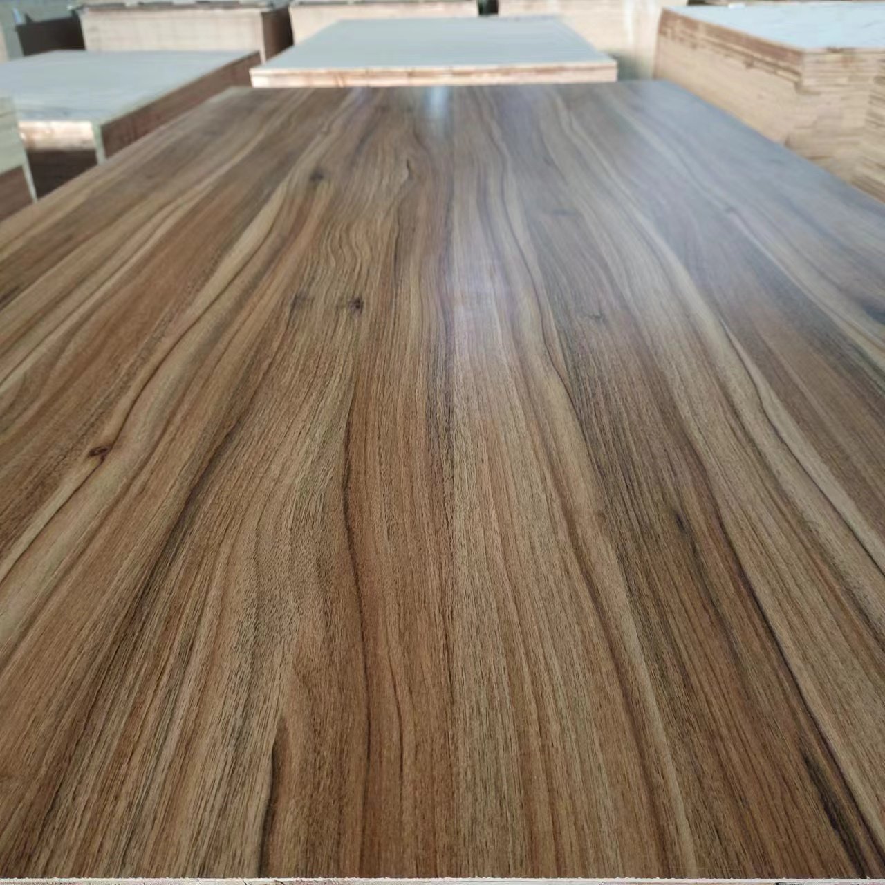 laminated wood boards