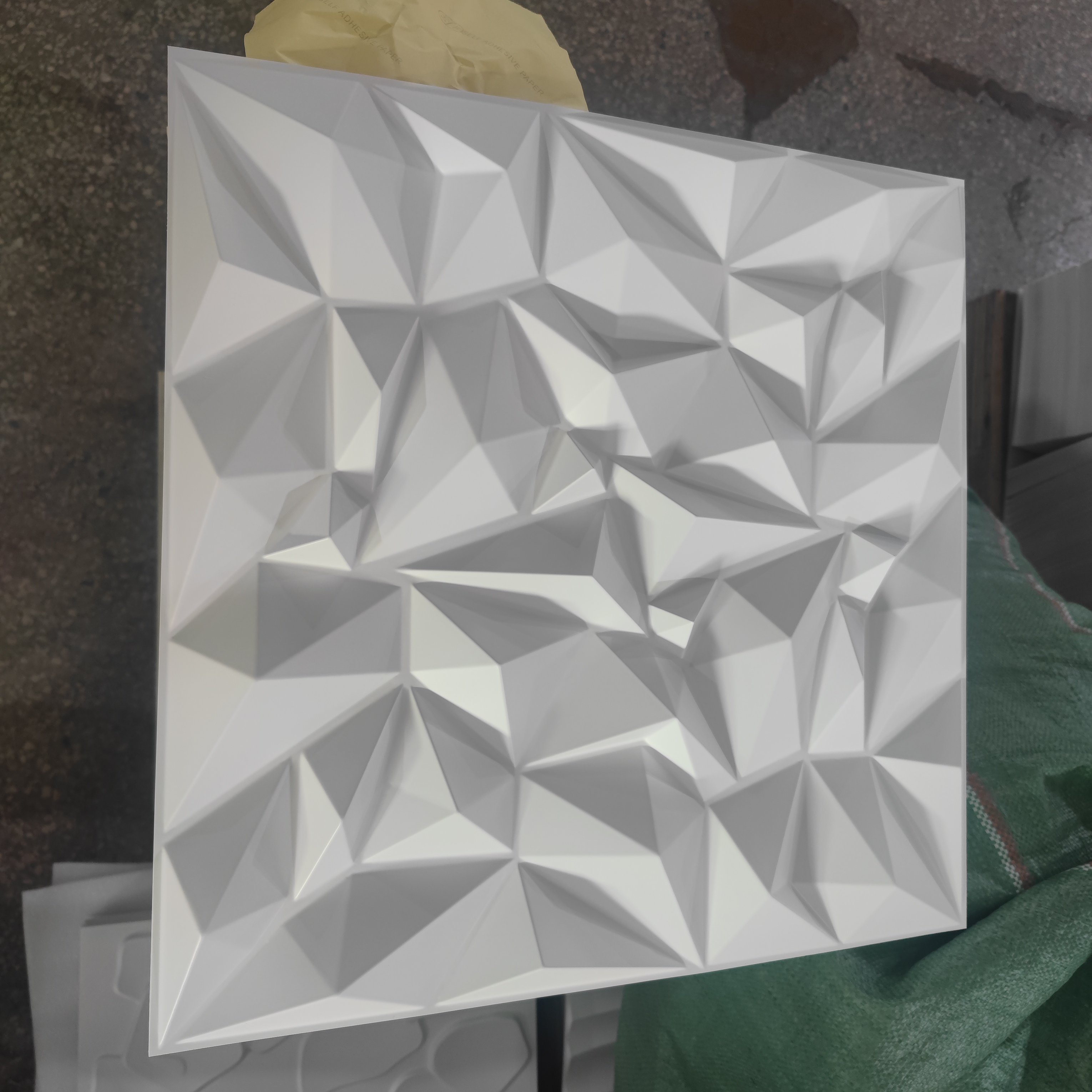 Evrionmental Easy Install Waterproof Pvc Material Mirror 3d Pvc Wall Panel For Interior Decoration