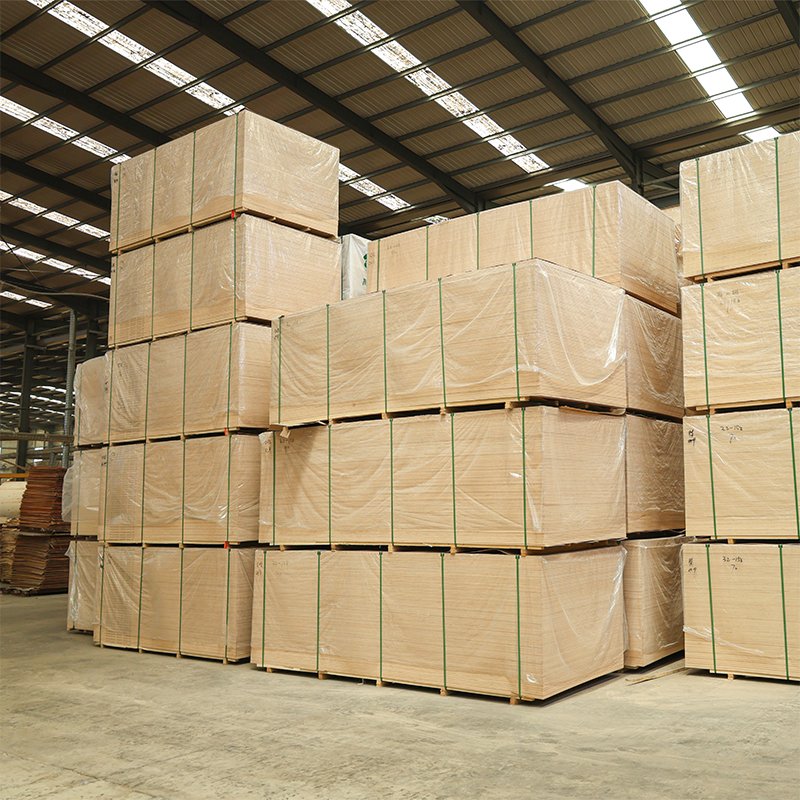 wholesale glossy uv mdf board white melamine mdf 3mm 4mm 5mm 9mm 12mm 15mm 18mm waterproof mdf board