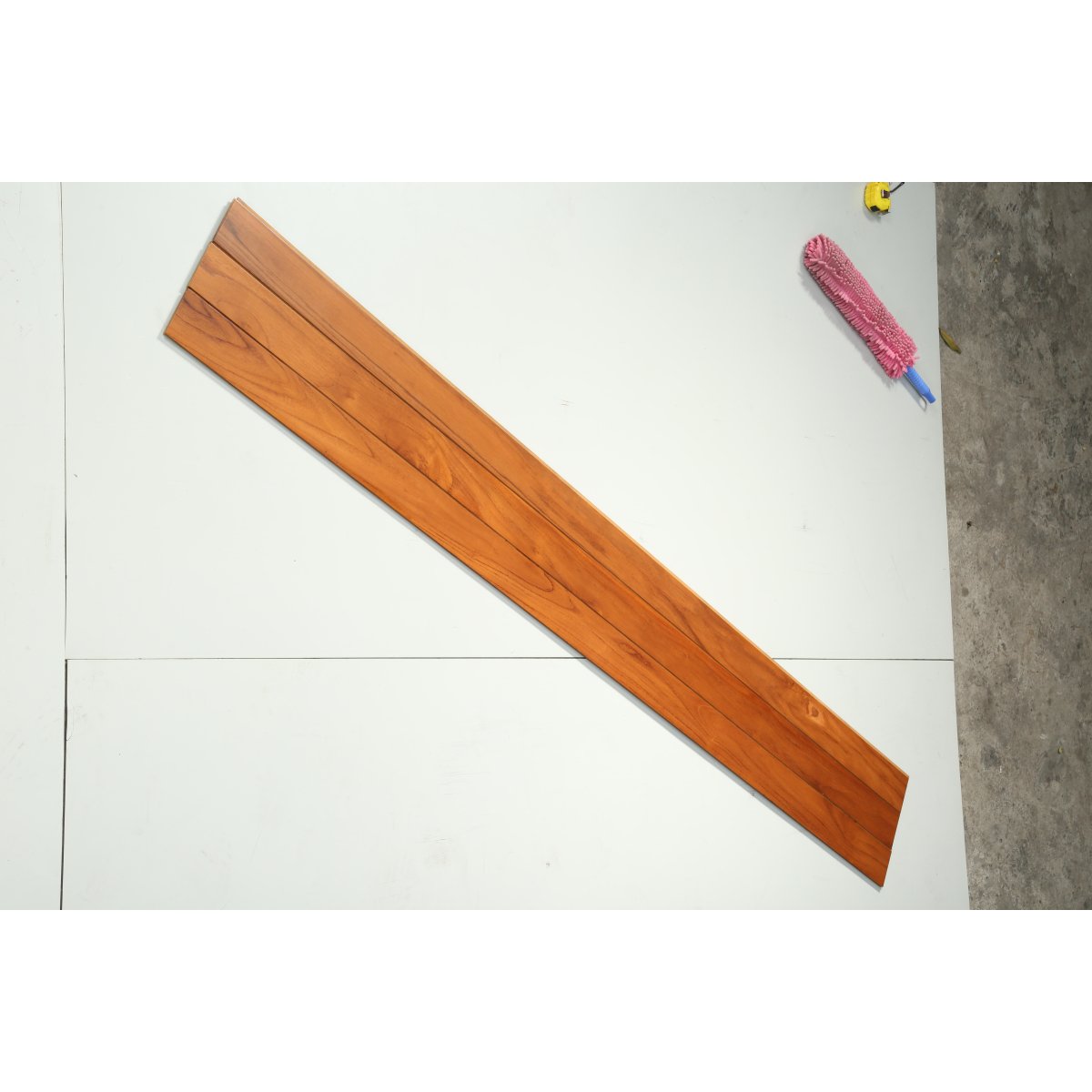 High quality solid wood ceiling wall decoration board, teak ceiling, moisture, mildew and easy to clean