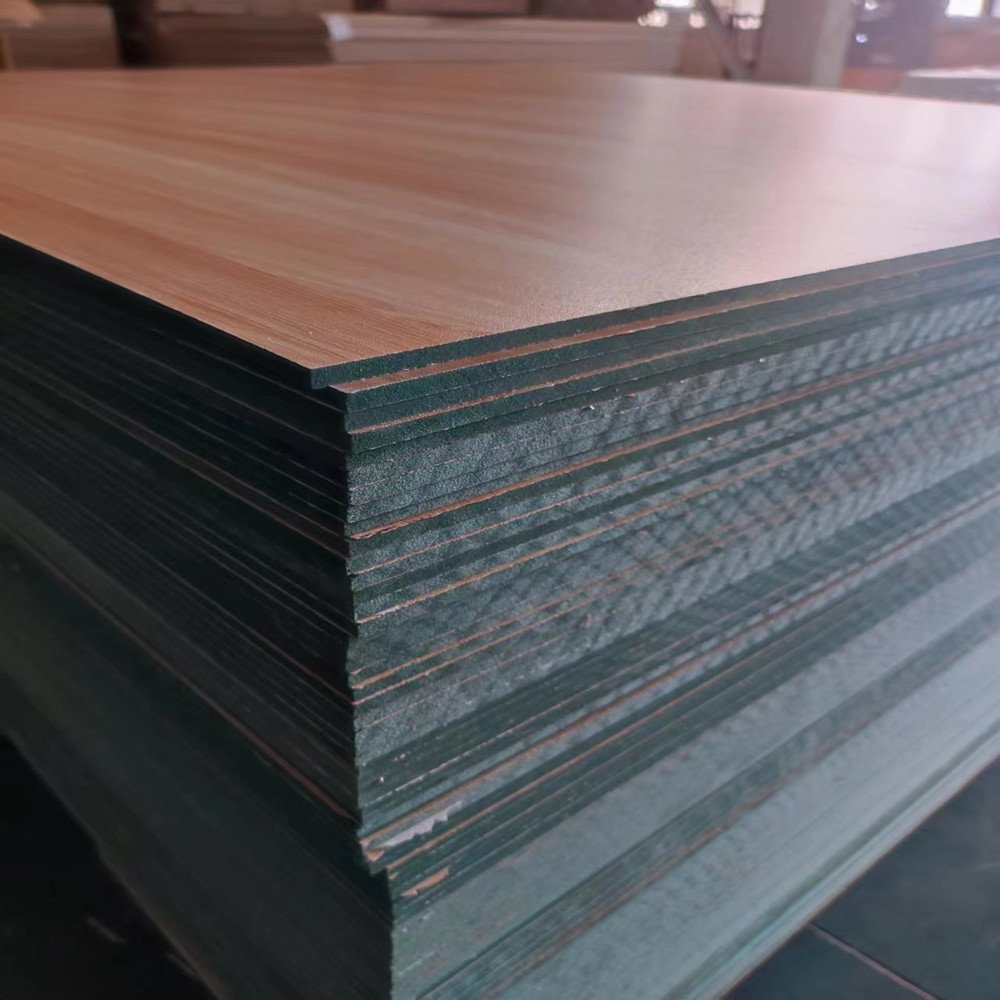 Manufacturers High Quality Melamine MDF Board HRM Board Waterproof MDF