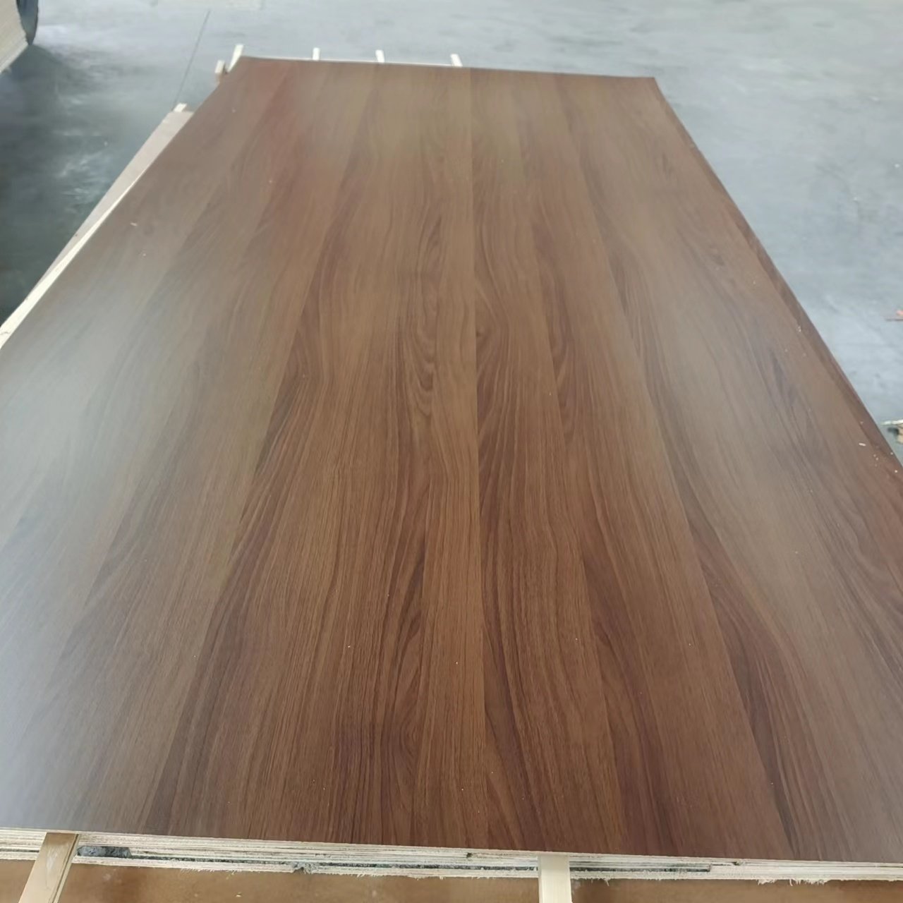 Professional Melamine MDF, Particle Board or Plywood Manufacturer