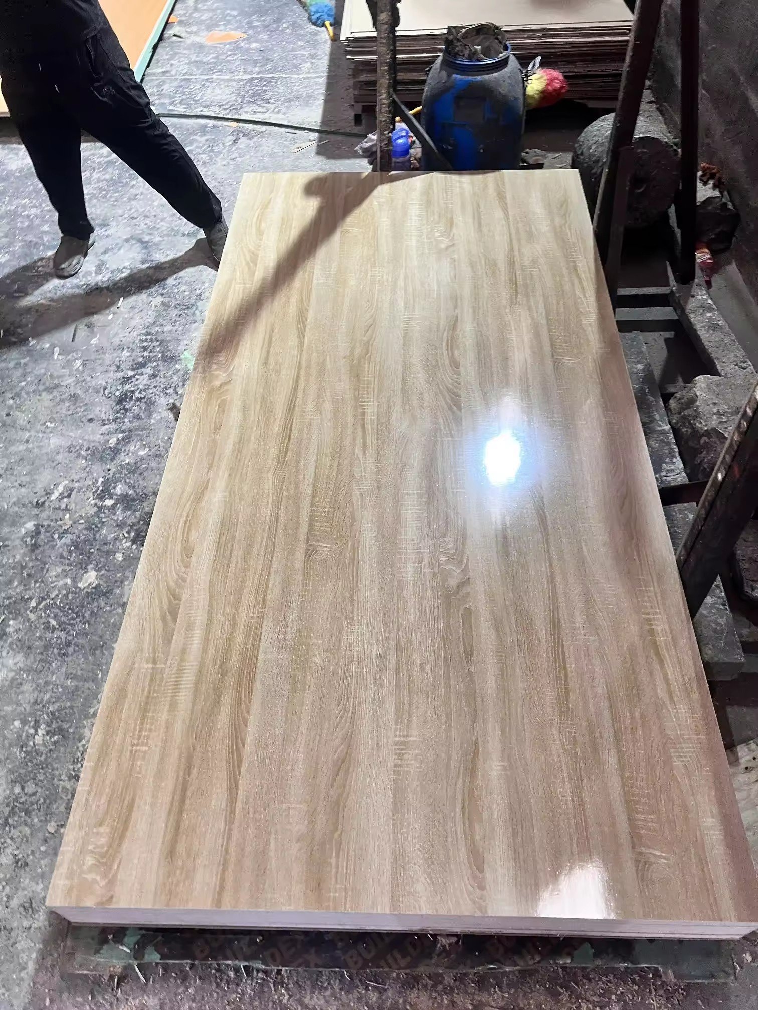 China factory Wholesale white furniture 18mm melamine HPL plywood board with low price