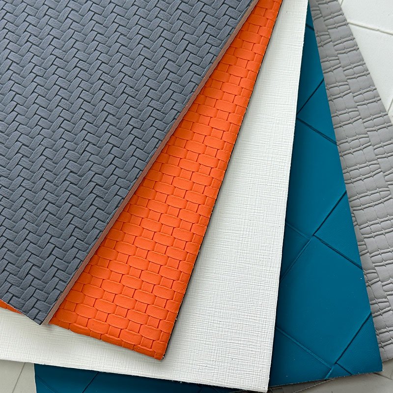 Modern Carbon Gold 3D Leather PVC Wall Panel Waterproof Soundproof Sound-Absorbing Decor Hotel Interior Fireproof 3D Household