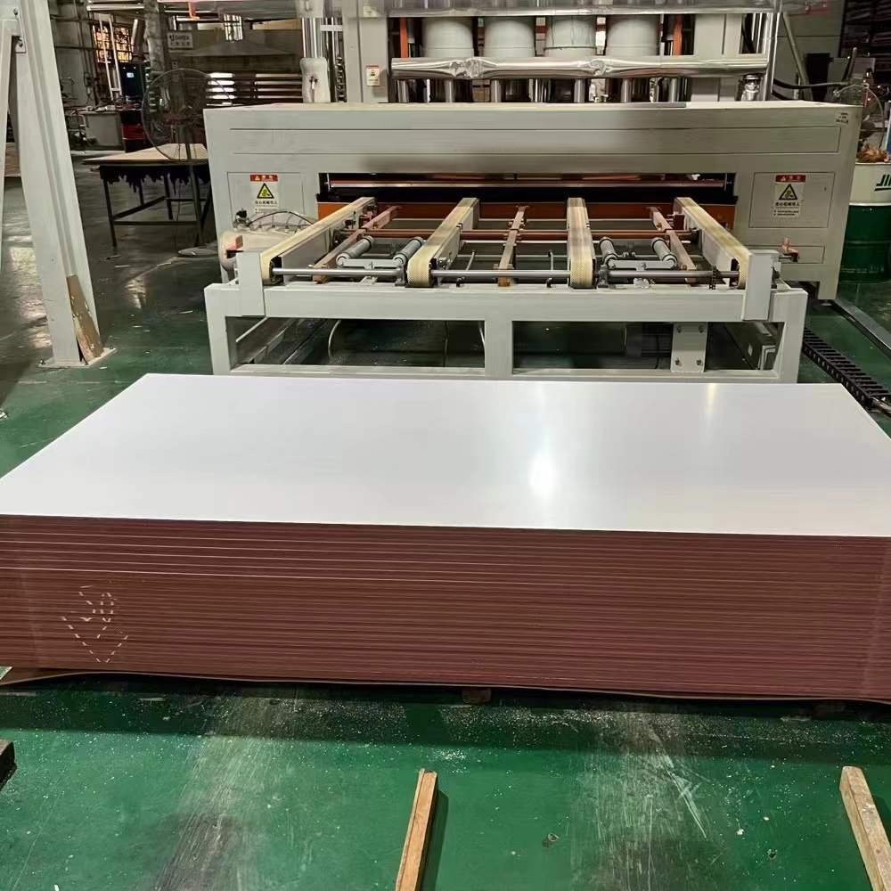 China Factory Direct Selling Mfc Mdp Board 8/9/12/15/16/18/25mm White Color Melamine Laminated Chipboard Particle Board