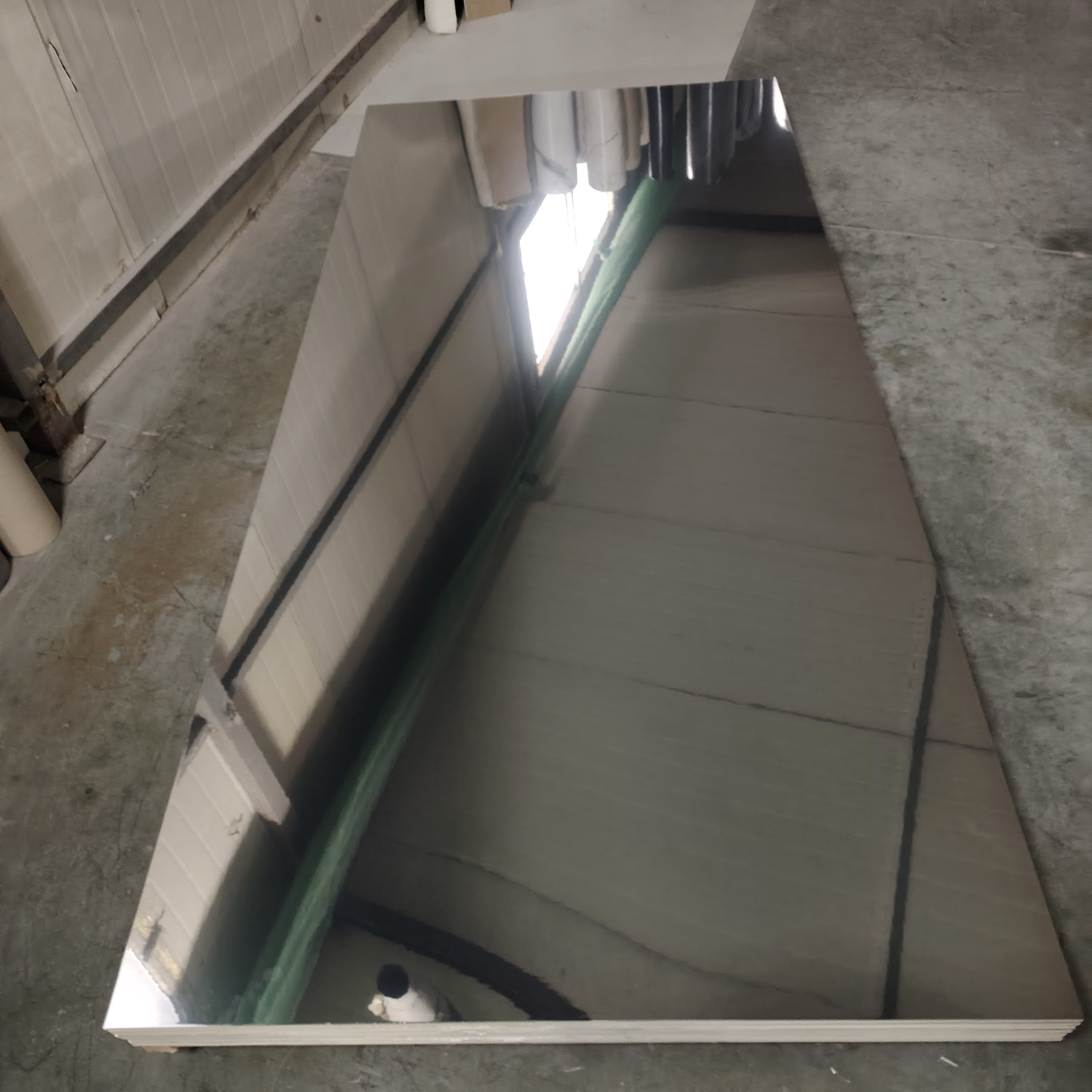 Bamboo Charcoal Fiber Mirror Decorative WPC Board Wood Veneer PVC Cladding Metal Texture Background Panel Wall Sheet
