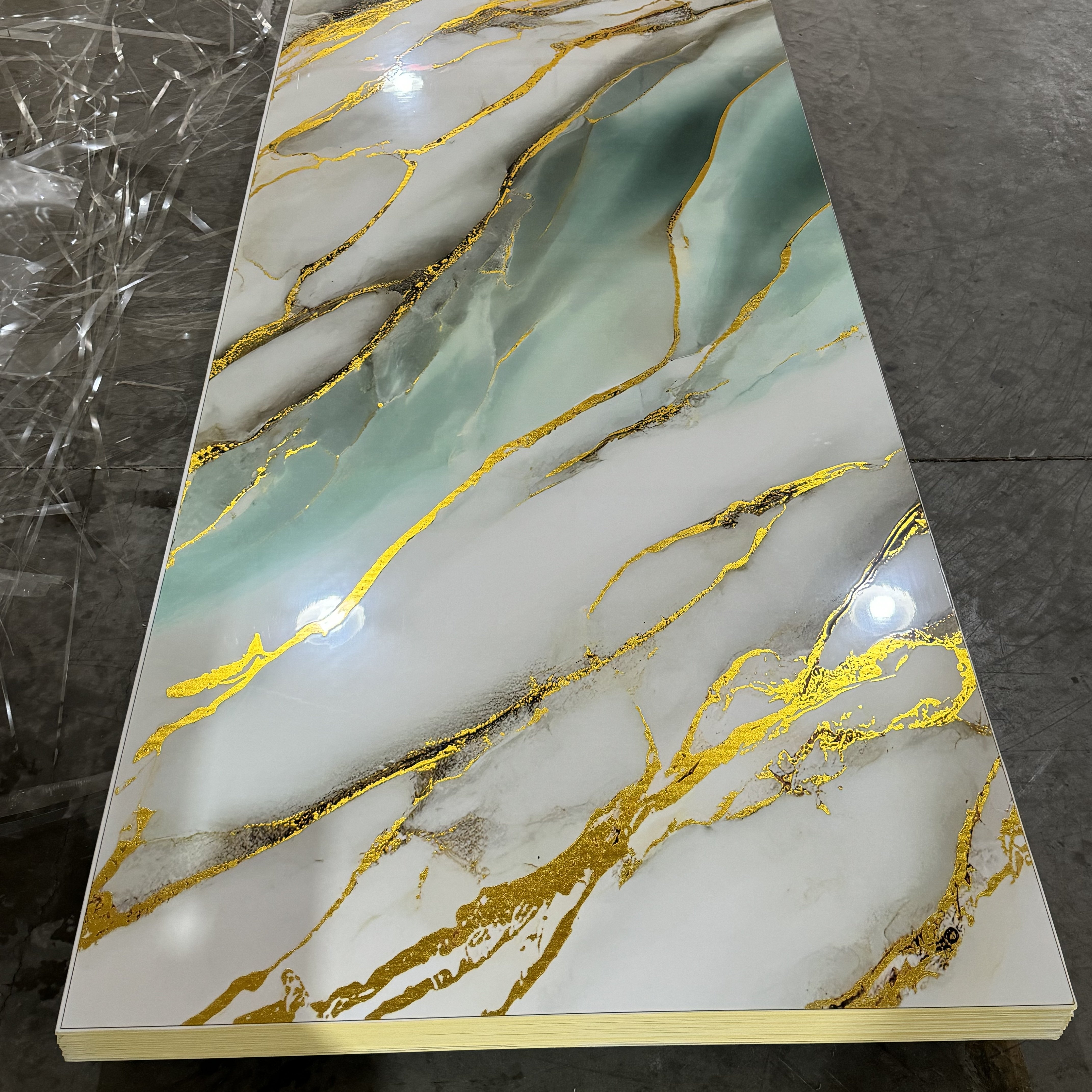 Bamboo Charcoal Fiber Mirror Decorative WPC Board Wood Veneer PVC Cladding Metal Texture Background Panel Wall Sheet