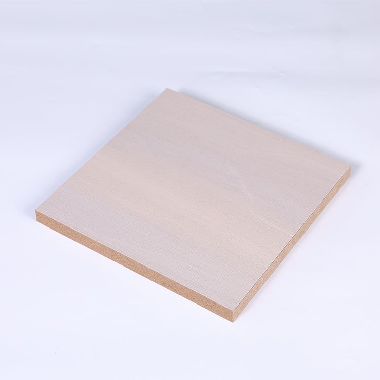 High Quality 3mm 4mm 5mm 6mm 9mm 12mm 15mm 18mm Fibreboards White Laminated Melamine Faced Wood Mdf Hdf Board For Furniture
