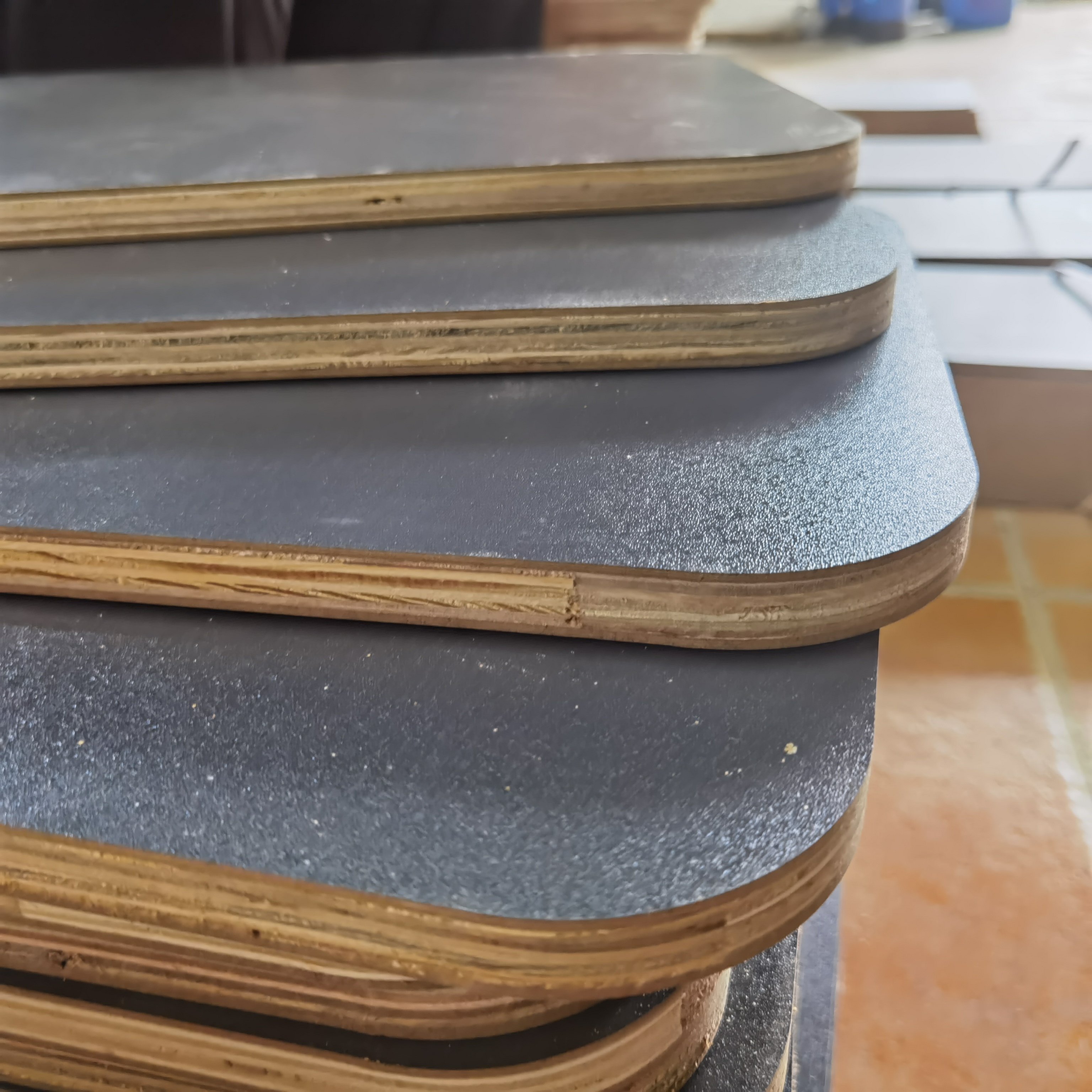 ecological board 4*8 ft 18mm plywood Melamine no paint wood board for furniture / construction wall / packing