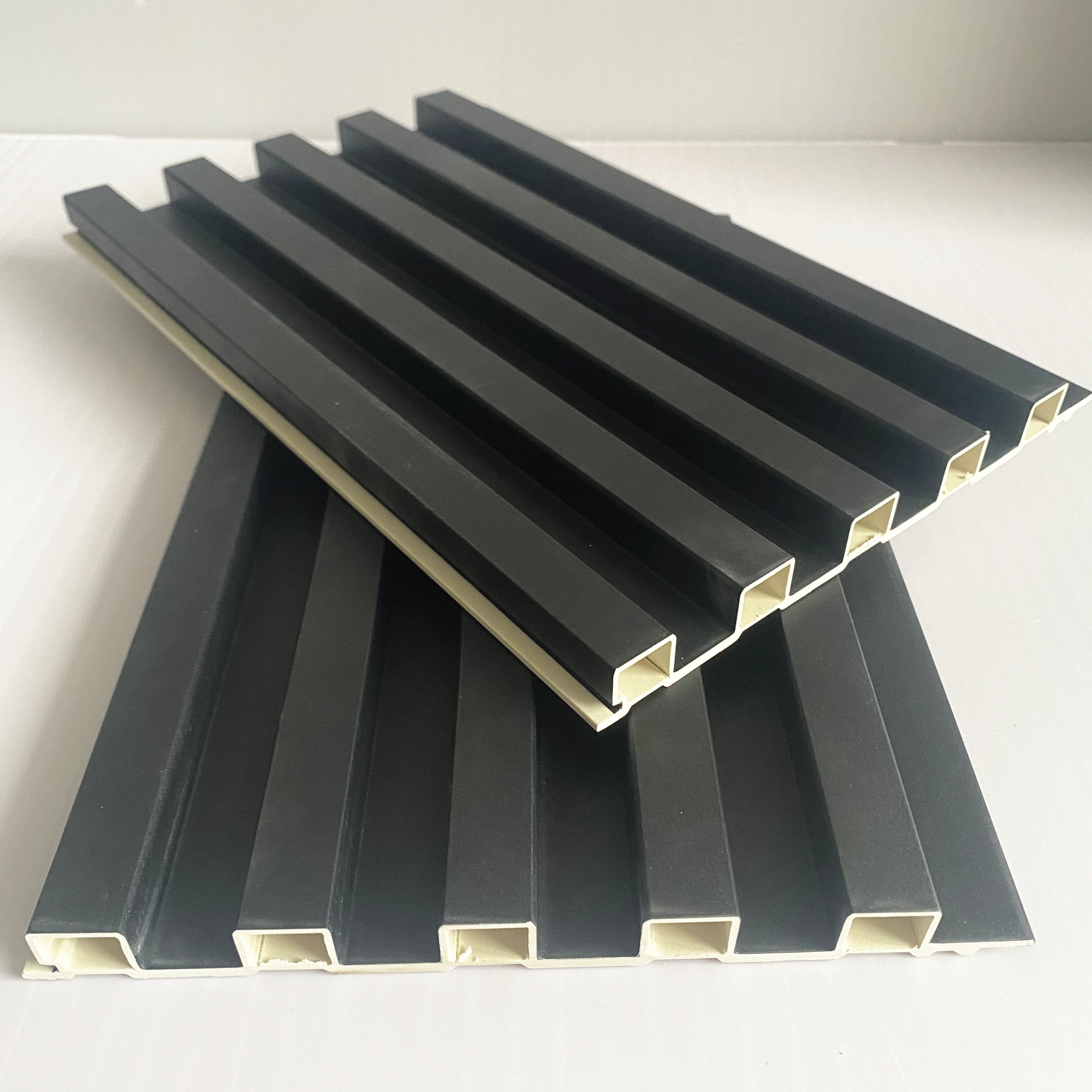 Manufacturer Wooden Grains Laminated Pvc WPC Wall Cladding Board Home interior WPC Fluted Wall Panel