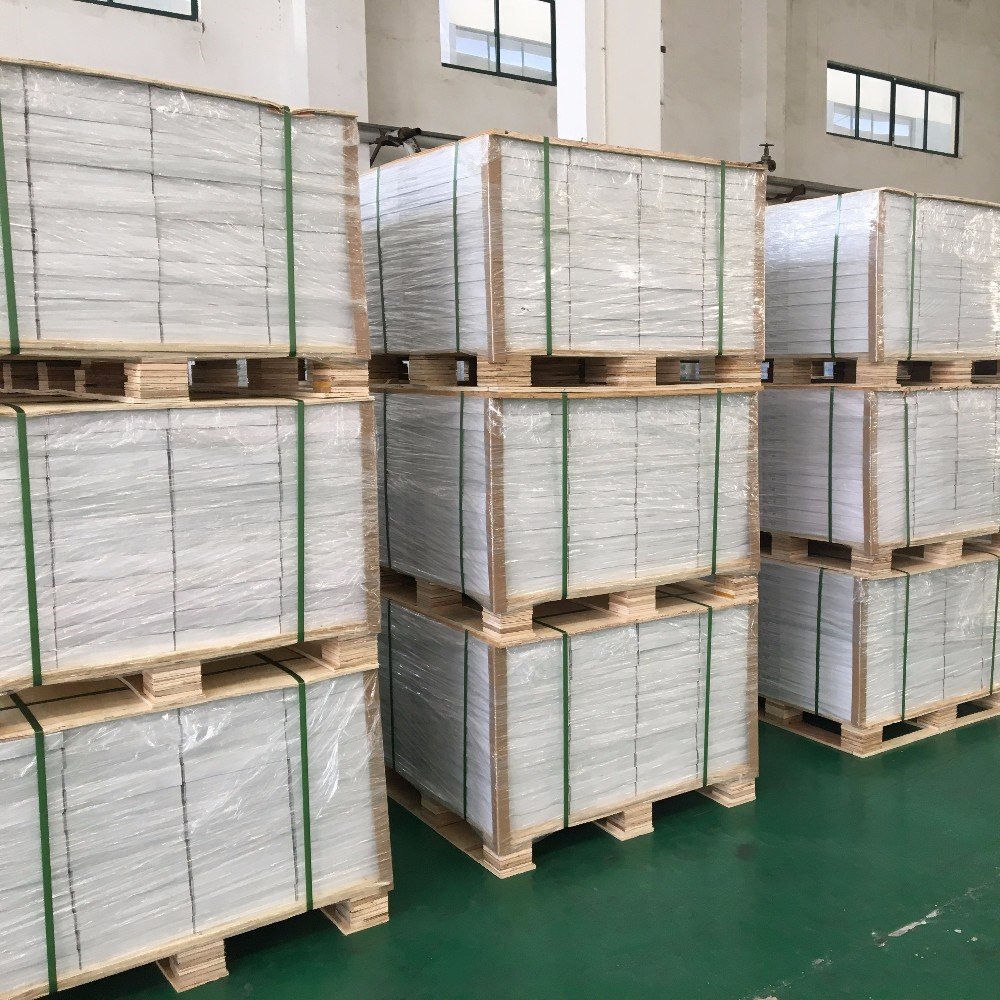 Customized Factory Direct Export PVC Material Vinyl Stair Board Skirting SPC Floor Accessories