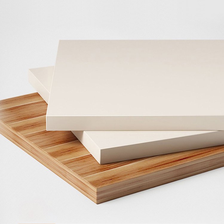 Wholesale E1/E0 Multilayer Eucalyptus Board 1220*2440mm Melamine Laminate Solid laminated plywoods Sheet 18mm Matte Wood Grain
