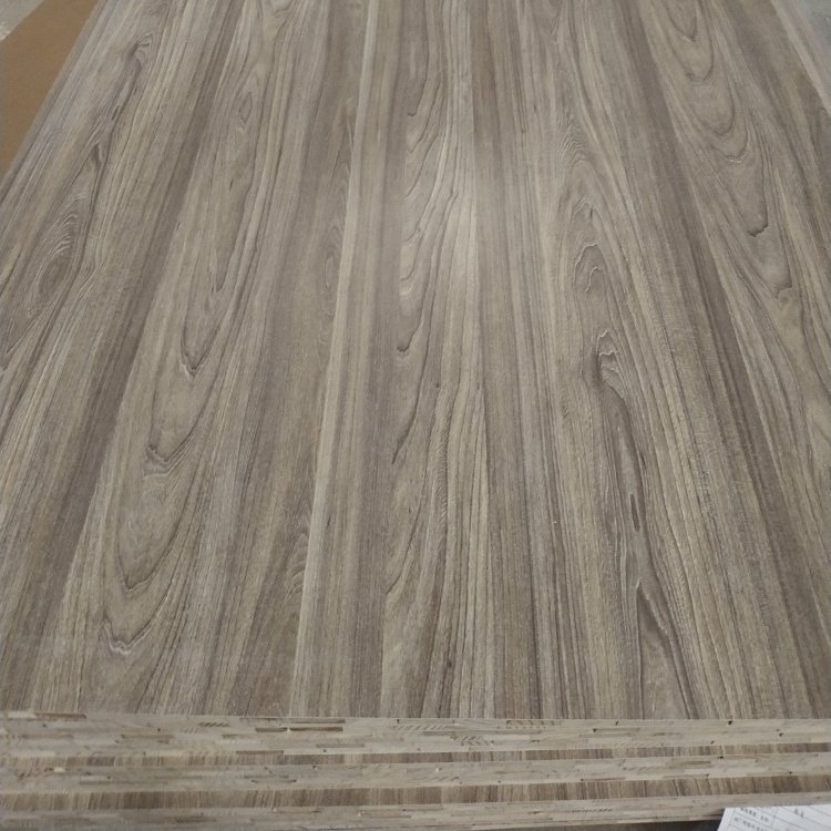 furniture grade block board pine core okoume veneer 18mm 17mm E1 glue made in China block board