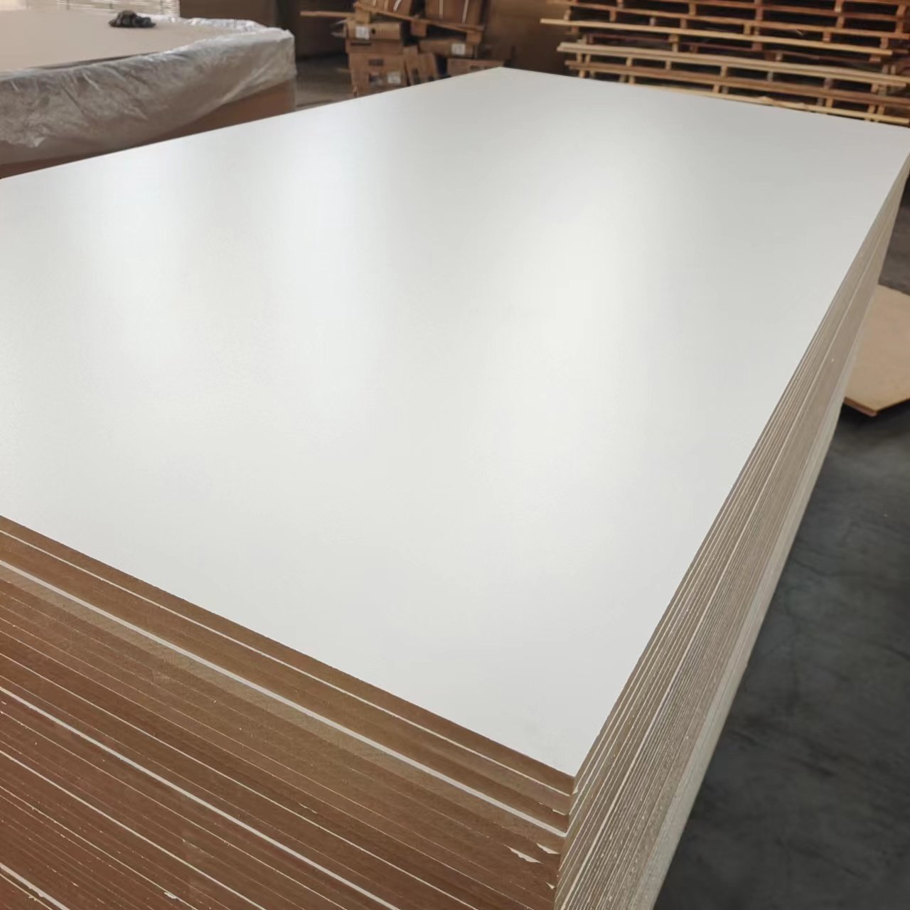 18mm white melamine laminated MDF Board HDF Board fibre boards