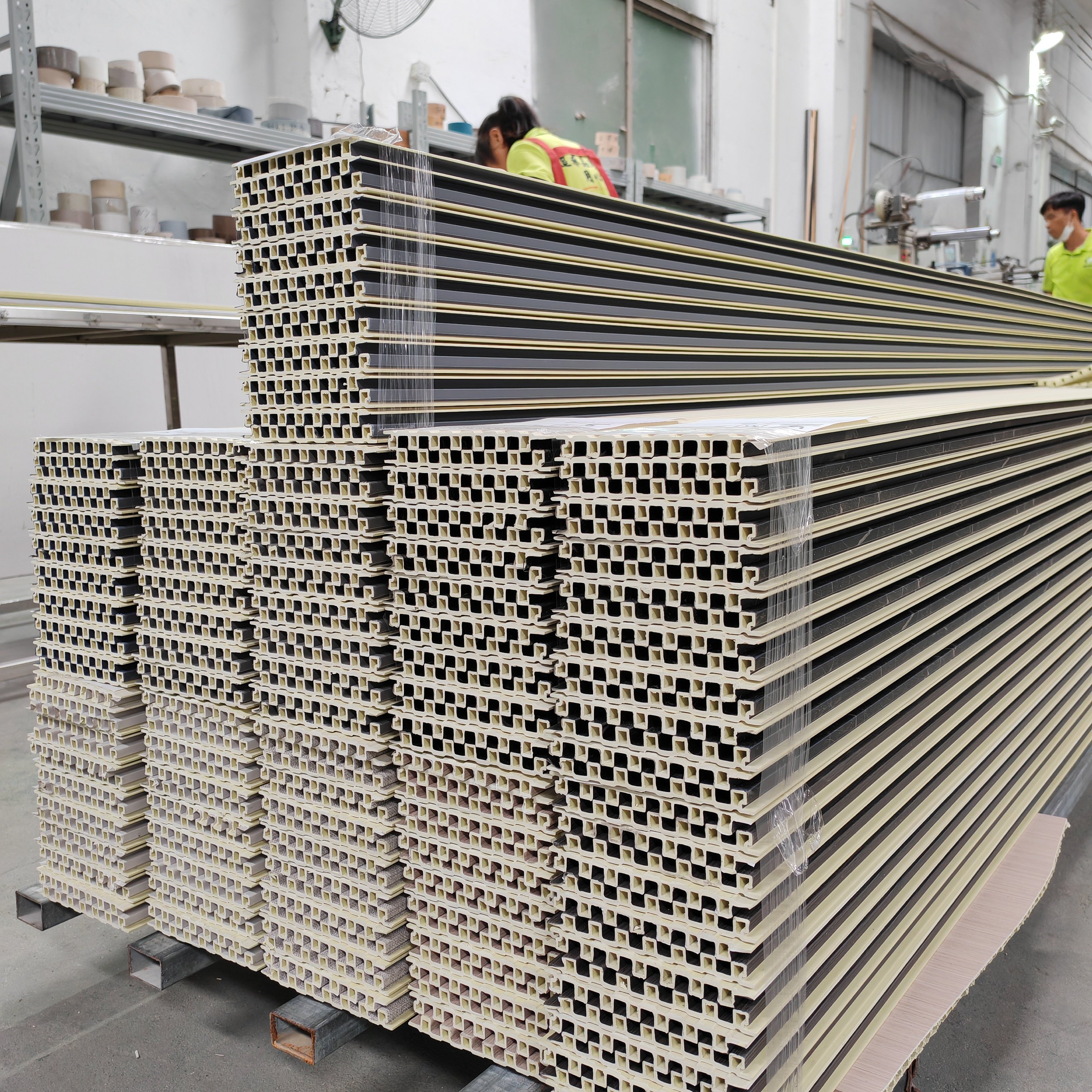 Safety Custom Grille Parapet Panels Hot Glue Coated Board Wall Decoration Bamboo Fiberboard Panels